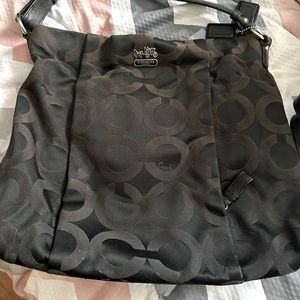 Coach large shoulder bag, used good condition